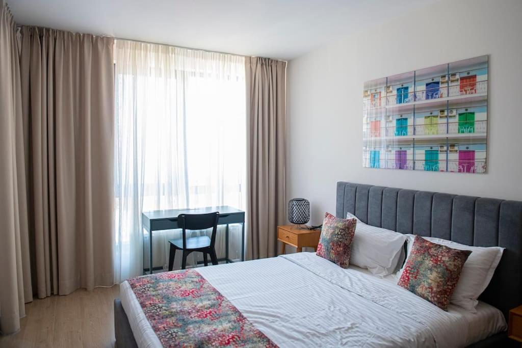 Tokiyo: A Lovely City Center 2 Bedrooms Apartment With Private Parking Sofia Exterior photo